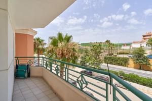 Balkón alebo terasa v ubytovaní Beachfront apartment Torrox Costa