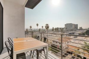 Gallery image of North Hollywood 2br w pool gym prime NoHo LAX-921 in Los Angeles