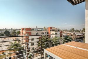 Gallery image of North Hollywood 2br w pool gym prime NoHo LAX-921 in Los Angeles