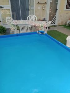 The swimming pool at or close to L'Agrifoglio Dell'Etna