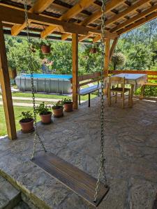 Φωτογραφία από το άλμπουμ του Stara etno kuća Radonjić σε Guča +29 φωτογραφίες