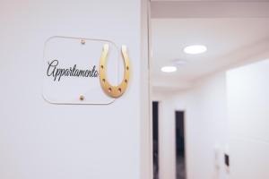 Certyfikat, podpis lub inny dokument wystawiony w obiekcie Centro Storico Luxury Suites - affittacamere guesthouse in historical center Toledo station