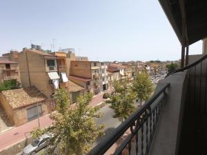 a view of a city from a balcony at Appartamento Sicilia vicino Caltagirone - Niscemi in Niscemi