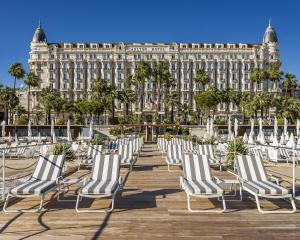 Foto da galeria de Carlton Cannes, a Regent Hotel em Cannes