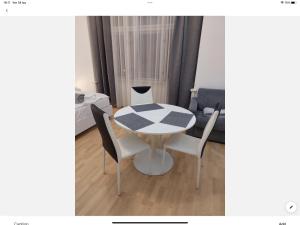 Фотография из галереи Studio flat Jellyfish Old Town в Праге +5 фотографий