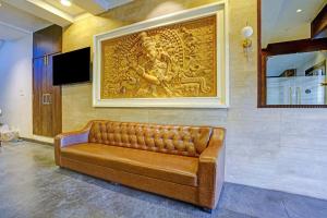 Gallery image of Collection O Krishna Inn in Mumbai