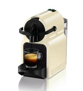 a coffee maker with a glass of coffee at Appartement modern pour familles et couples mariés in Fès