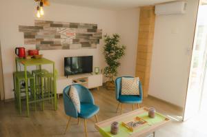 Μια τηλεόραση ή/και κέντρο ψυχαγωγίας στο Terrazza Massimo +48 φωτογραφίες