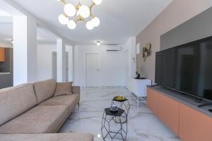 TV a/nebo společenská místnost v ubytování Apartman Suzi