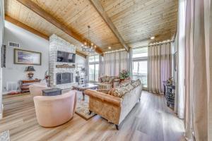 Gallery image of Serene Alto Cabin with Mountain Views and Fire Pit! in Alto