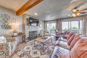 Gallery image of Serene Alto Cabin with Mountain Views and Fire Pit! in Alto