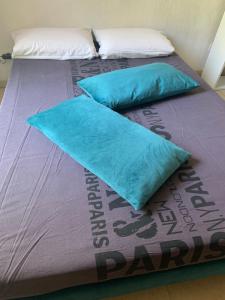 Posteľ alebo postele v izbe v ubytovaní Votre séjour cosy à Frejus!