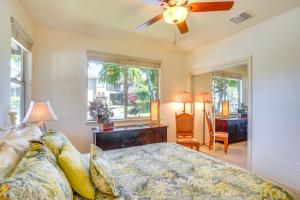En eller flere senge i et værelse på Luxe Big Island Vacation Rental Along Kohala Coast + 26 billeder