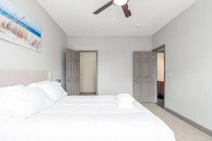 Affordable 1BD Keystone客房内的一张或多张床位