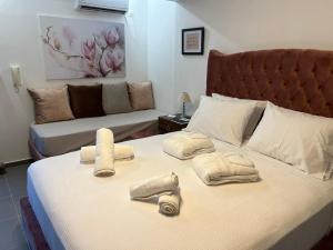 Postel nebo postele na pokoji v ubytování Airport Luxury Stay