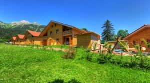 Afbeelding uit fotogalerij van Feriendorf am Hahnenkamm in Reutte