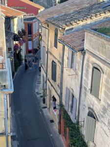 Majoituspaikan Le Petit Arles kuva ylhäältä päin