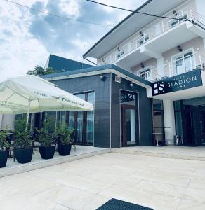 Budova, kde se hotel nachází