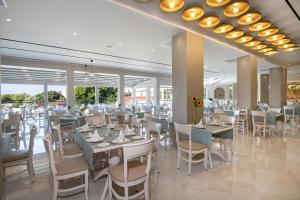 Restaurace v ubytování Vantaris Luxury Beach Resort