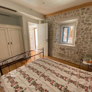 Imagem da galeria de Kapparis em Janjina