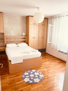 Postel nebo postele na pokoji v ubytování Apartment Split-Dvor