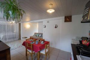 Kuchyň nebo kuchyňský kout v ubytování Appartement