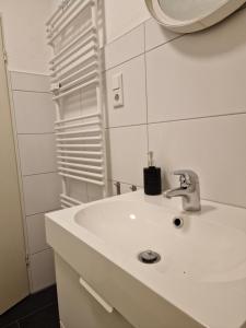 Koupelna v ubytování Am Stadtpark mit Parkplatz 1ZKB 48qm