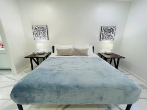 Ένα ή περισσότερα κρεβάτια σε δωμάτιο στο Gorgeous Abode 3 Bedrooms Hide-out in Mesa