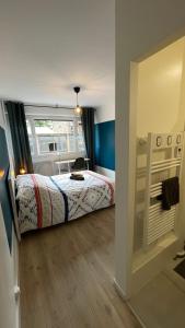 Zdjęcie z galerii obiektu BLUE IRO, lumineux, 4 chambres, balcon, 105m2 w mieście Saint-Étienne