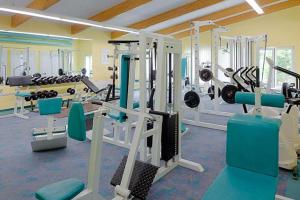 Gimnasio o instalaciones de fitness de Sporthotel Malchow Hotel Garni HP ist möglich
