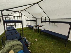 Narivoodi või narivoodid majutusasutuse Highland Hostel toas