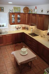 Fotografia z galérie ubytovania Confortable chalet individual con piscina y jardín v destinácii Cala en Blanes