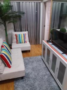 Beautiful condo with WIFI and pool near Nuvali 휴식 공간