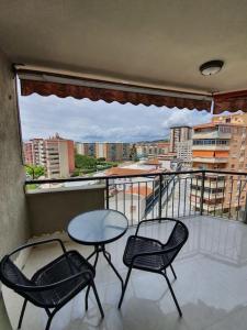 Svalir eða verönd á Preciosoy gran apartamento terraza con vistas wifi y climatización