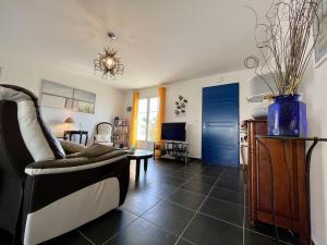 Fotografie z fotogalerie ubytování Maison 4 couchages à Saint-Georges-d'Oléron avec jardin et terrasse - FR-1-246A-267 v destinaci Saint-Georges-dʼOléron