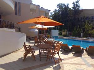 Bazén v ubytování Hotel Filia nebo v jeho okolí