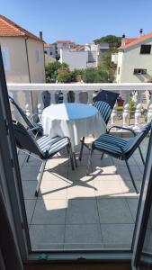 Balkón nebo terasa v ubytování Apartments Suri