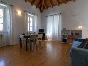 TV/trung tâm giải trí tại Mamma Ciccia Holiday Home - Casa Azzurra