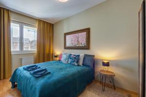 Stylish and colorful apartment with balcony 1072 Budapest, 12-14 Akácfa utca kép - 2