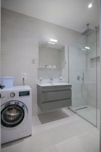 Koupelna v ubytování DAED Luxury Residence + 37 fotografií
