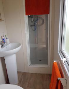 Ένα μπάνιο στο Daisie