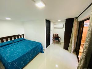 Oceanic View Apartments客房内的一张或多张床位