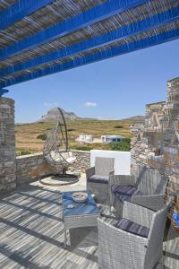 Гостиная зона в Tzados Sunny Villa