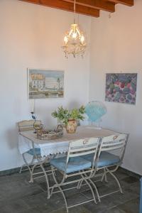 Φωτογραφία από το άλμπουμ του Tzados Sunny Villa στην Καρυά