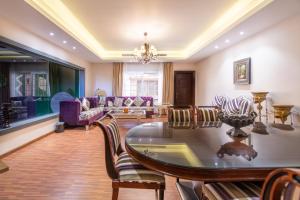 Posezení v ubytování Meral Oasis Resort Taif