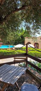 A garden outside Residence San Antonio