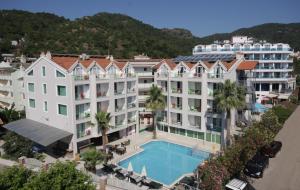 Bazén v ubytování Palmea Hotel nebo v jeho okolí