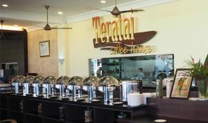 Restaurace v ubytování D'Vista Homestay Apartments in Desaru Beach Resort