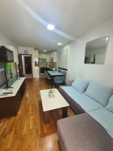 Kuchyňa alebo kuchynka v ubytovaní Apartment Diana Split Znjan