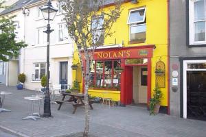 Fotografie z fotogalerie ubytování The Cobbler Rosscarbery Holiday Cottage v destinaci Rosscarbery